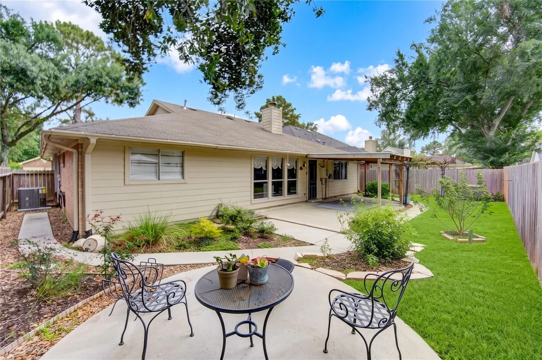 Photo of 2323 Foundary Drive