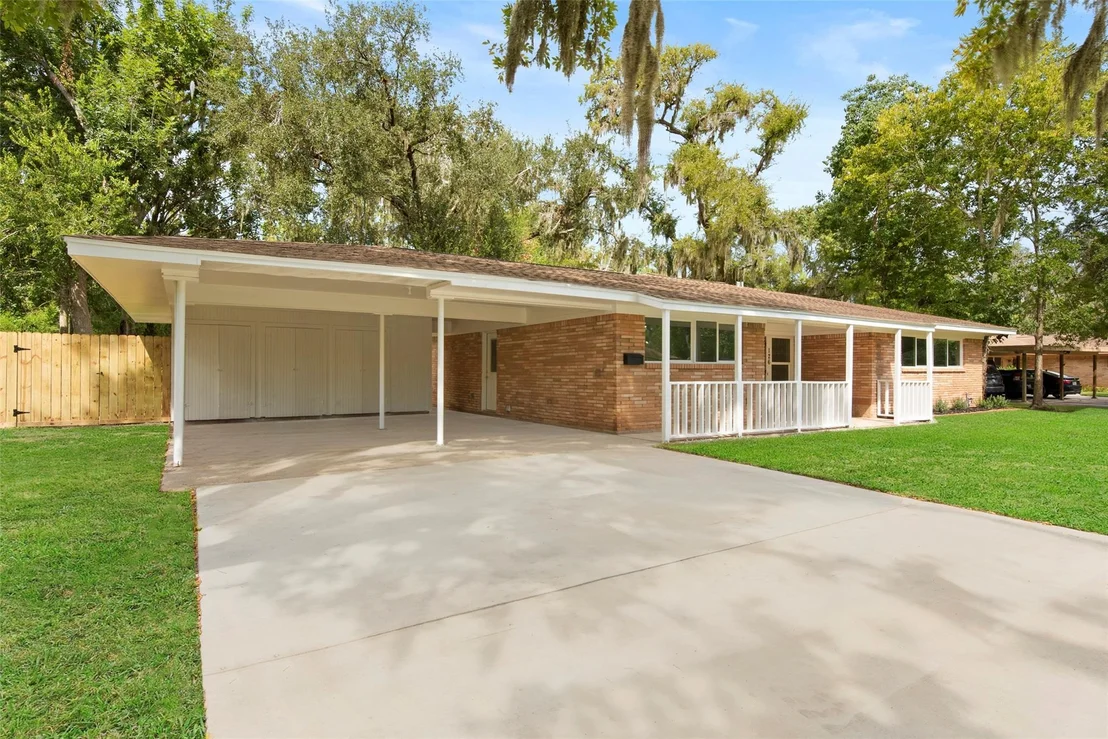 Photo of 126 Daisy Street