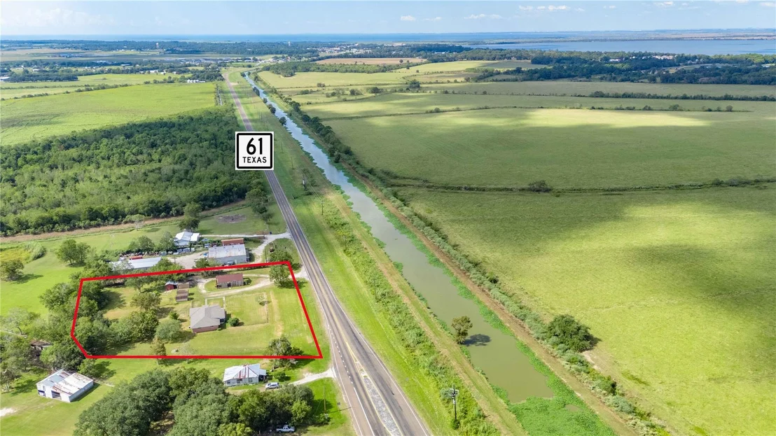 Photo of 3504 State Highway 61