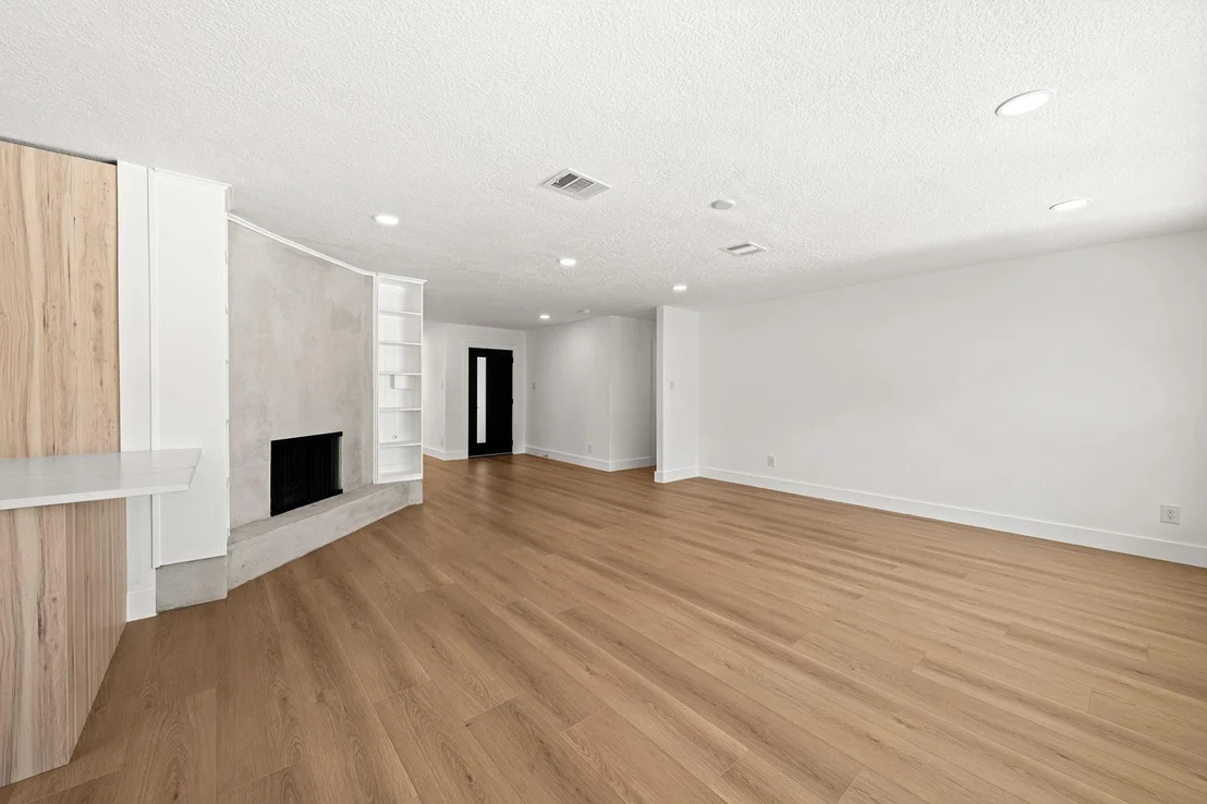 Photo of 7631 Westwind Lane