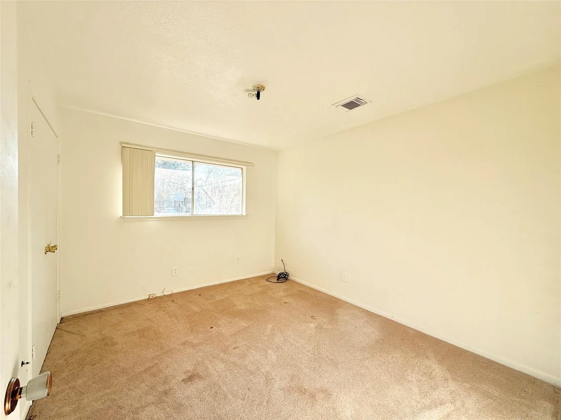 Photo of 1415 Avenue C