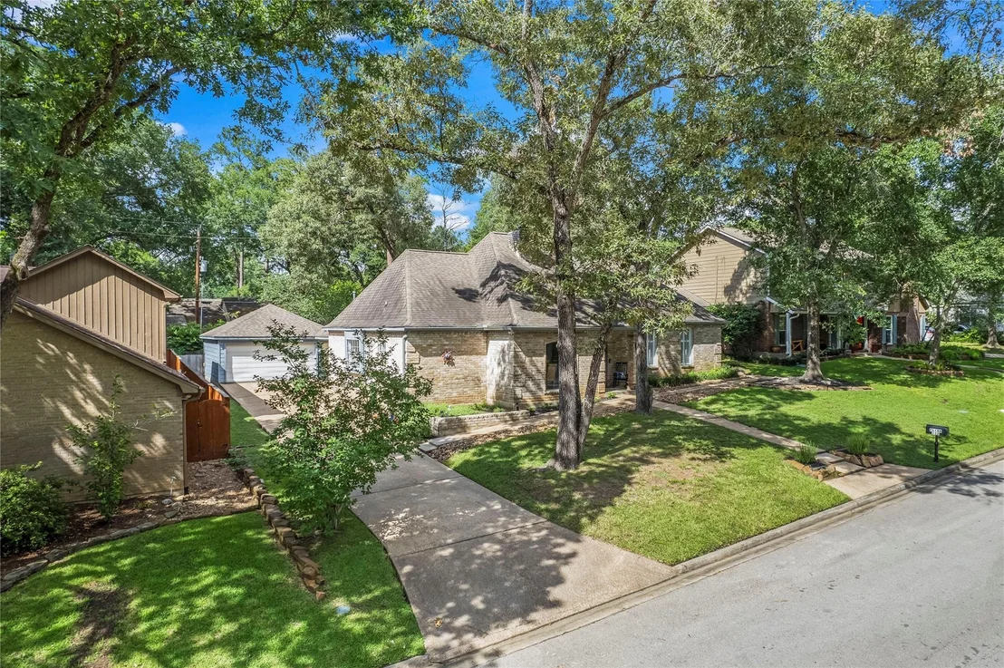Photo of 112 Broken Bough Lane