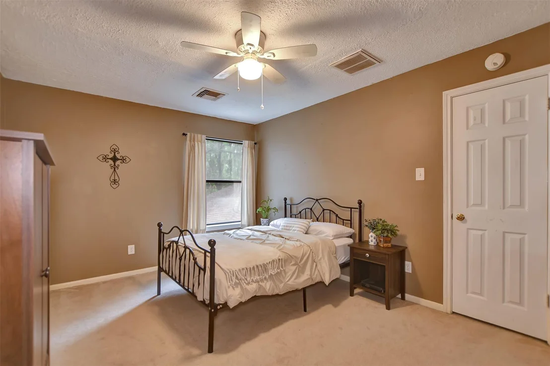 Photo of 15611 Birchview Drive
