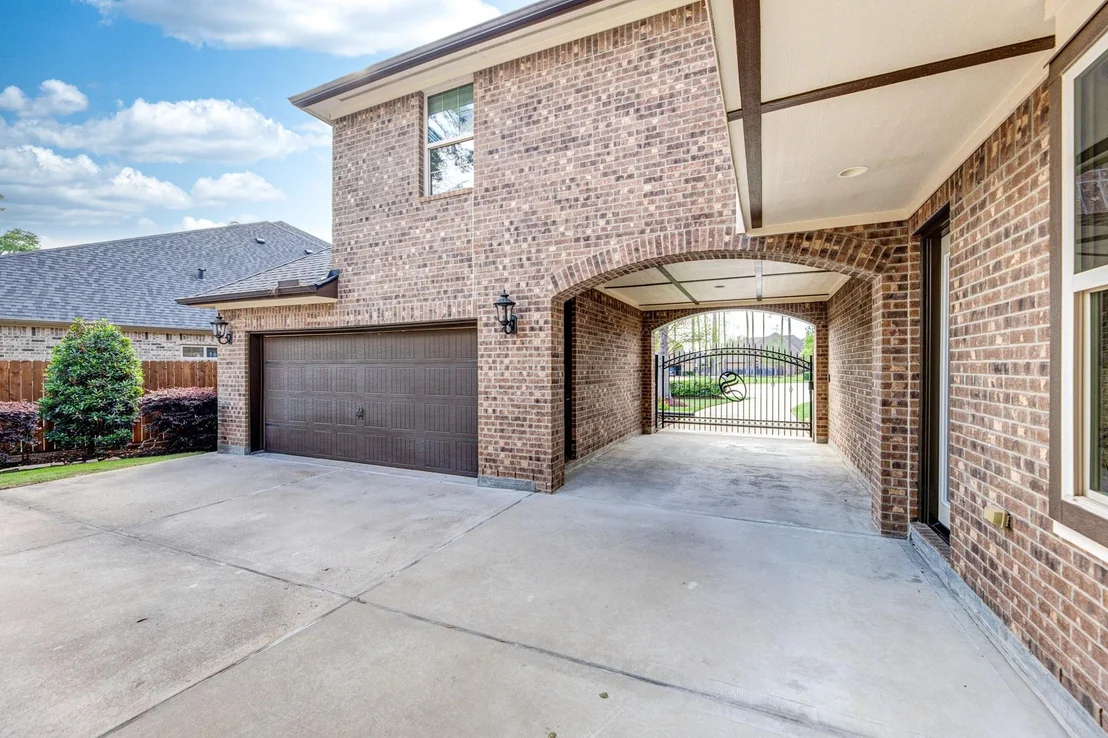 Photo of 13803 Oak Fair Bend