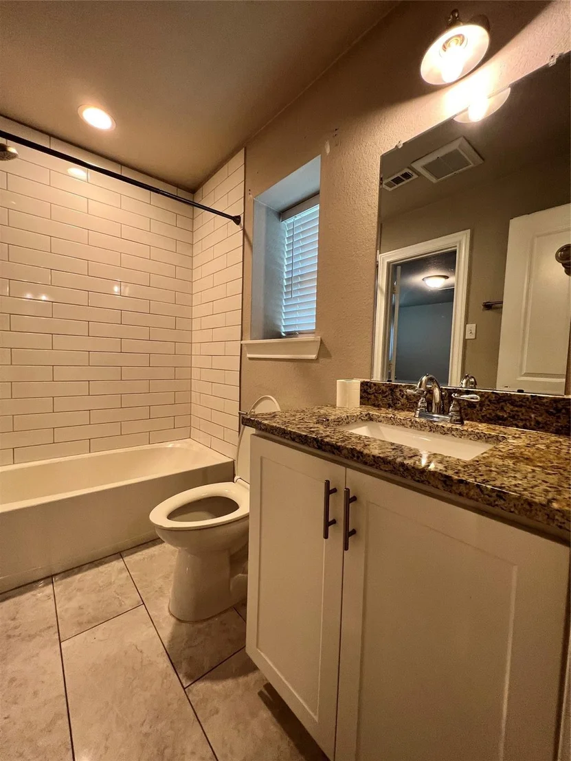 Photo of 203 Acorn Tree Court