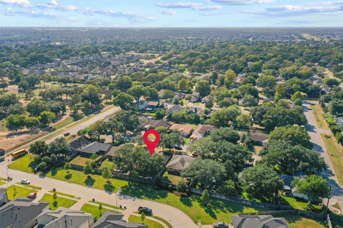 Photo of 2516 Village Circle Drive