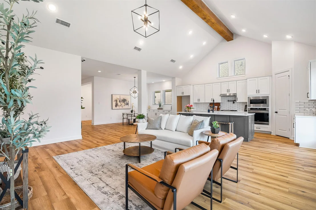 Photo of 15240 Hemingway Heights Drive