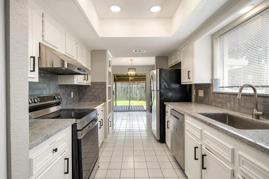 Photo of 6822 Stonewater