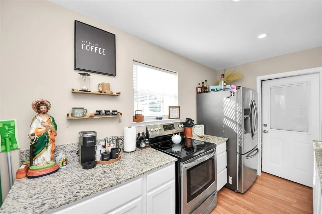 Photo of 906 Misty Way Drive