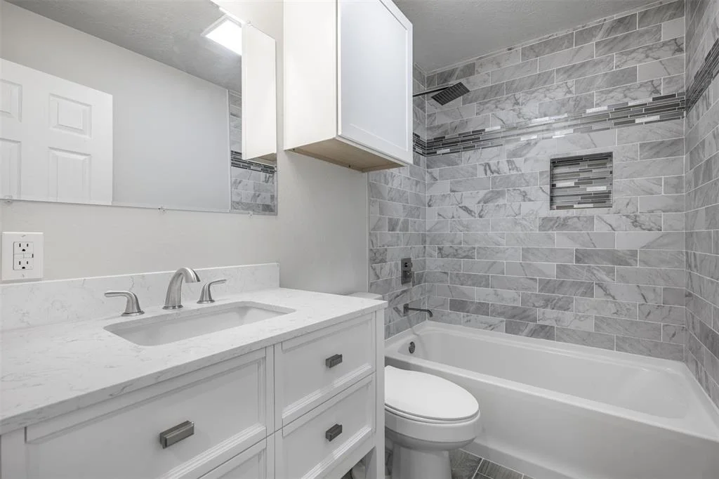 Photo of 303 Apache Drive S
