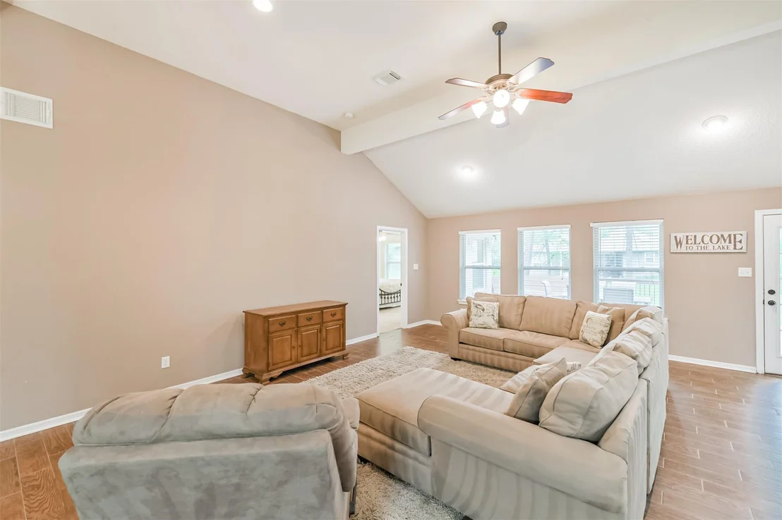 Photo of 10 Twinstone Court