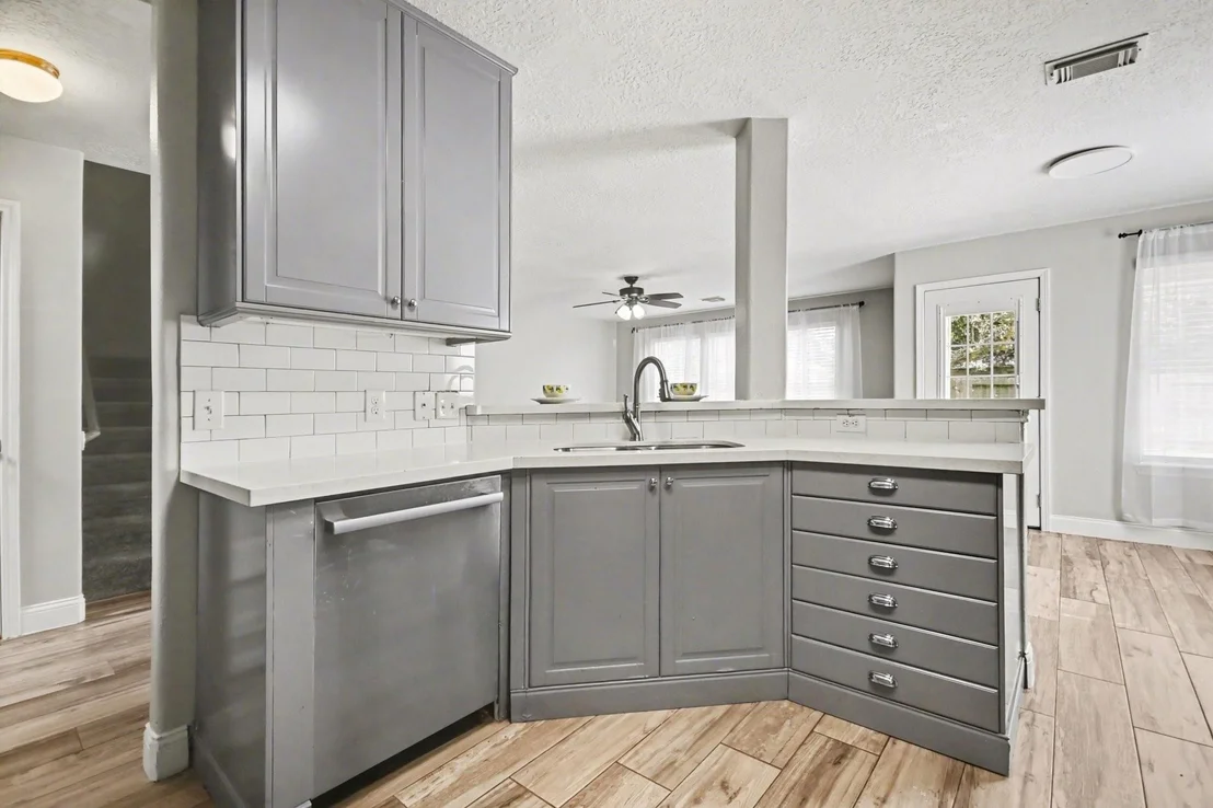 Photo of 6741 River Ridge Lane