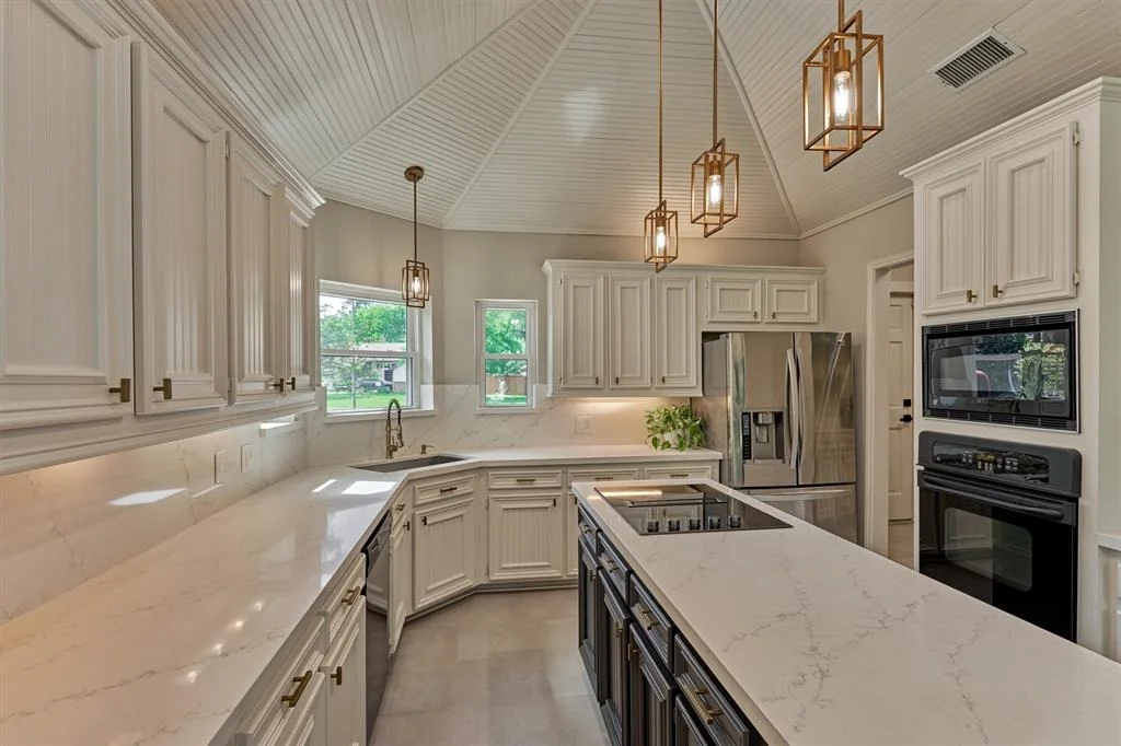 Photo of 23010 Hampton Forest Lane