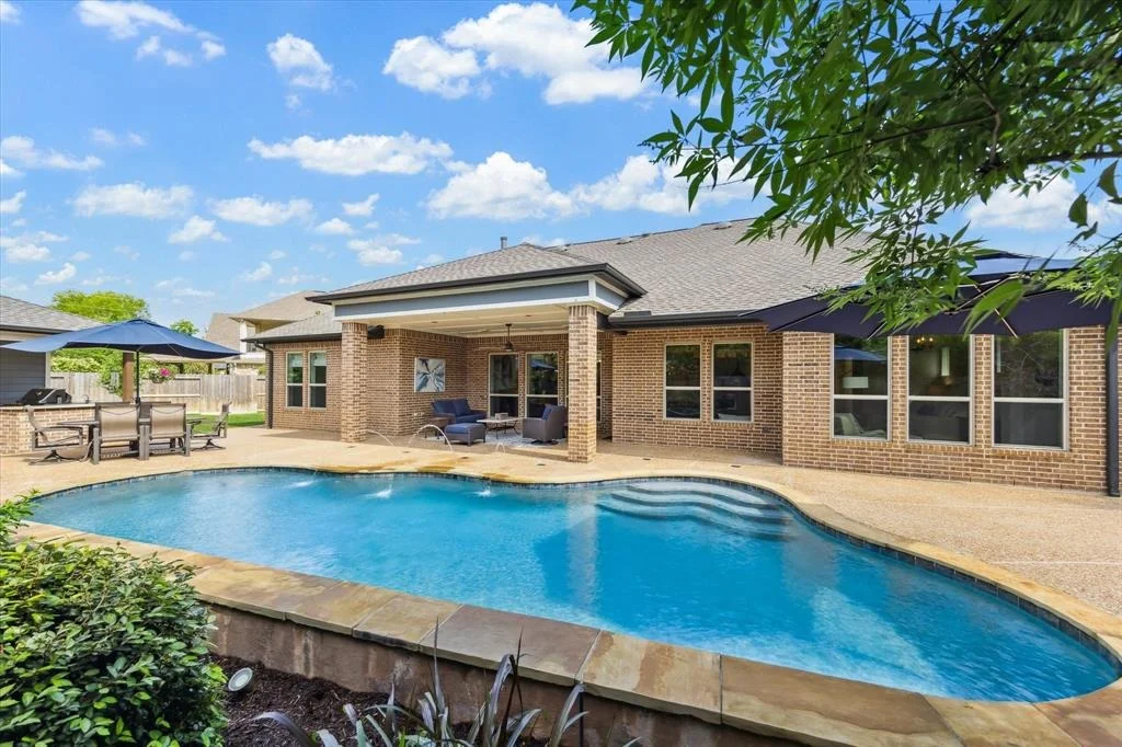 Photo of 6815 American Elm Lane
