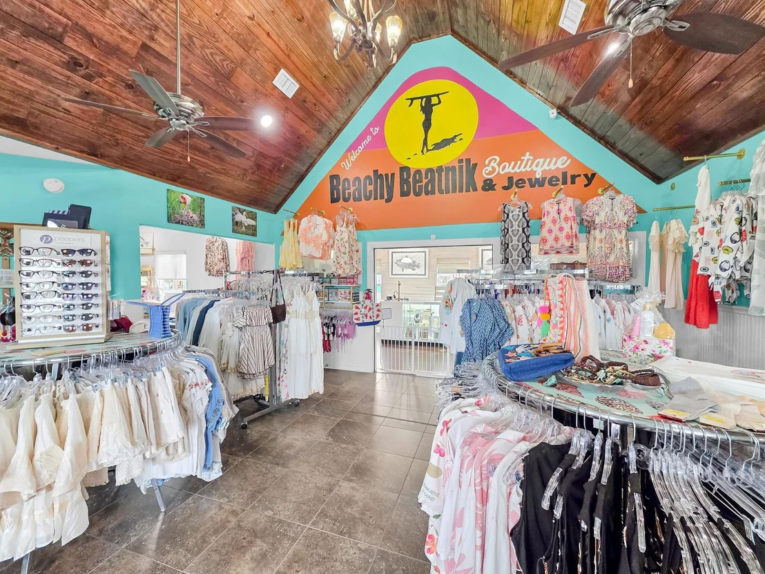 Photo of 970 Surfside Drive