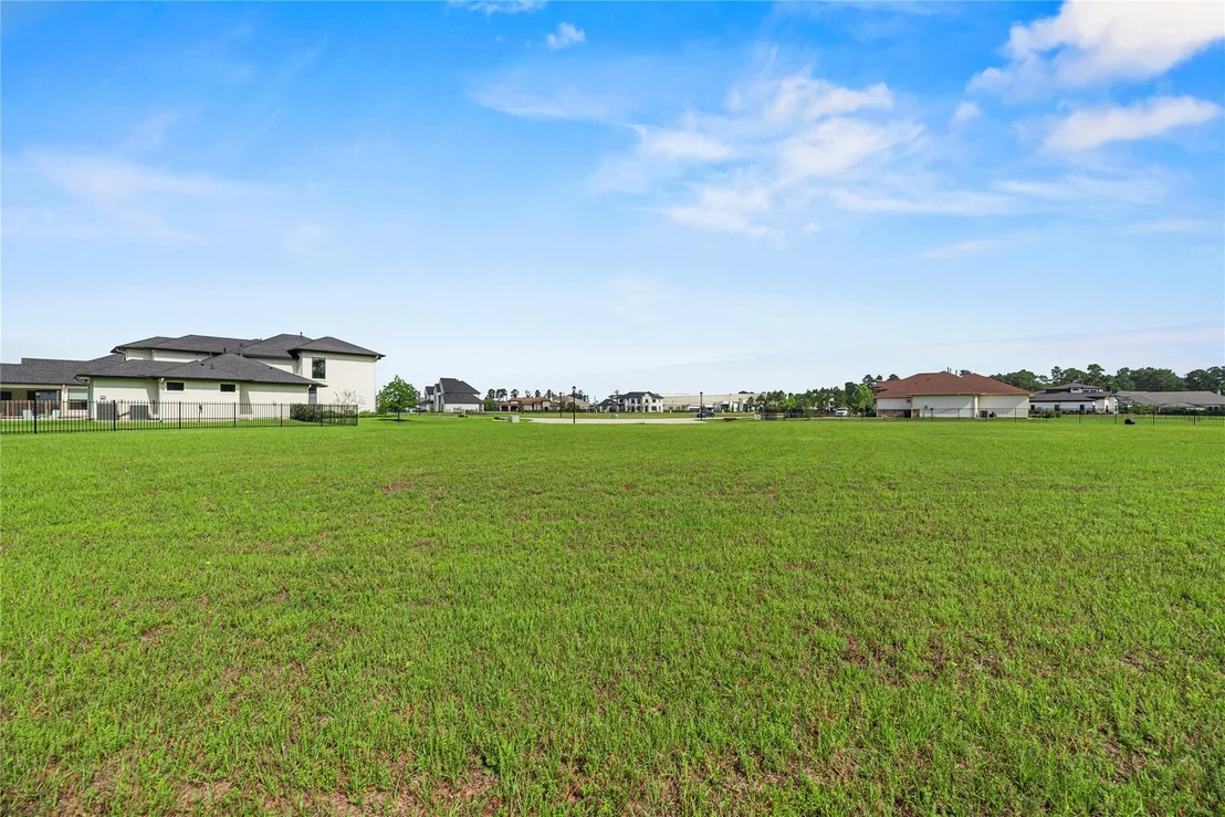 Photo of 4041 Blenheim Terrace Lane