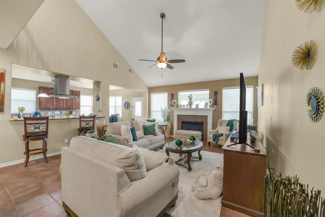 Photo of 2103 Blue Water Bay Drive