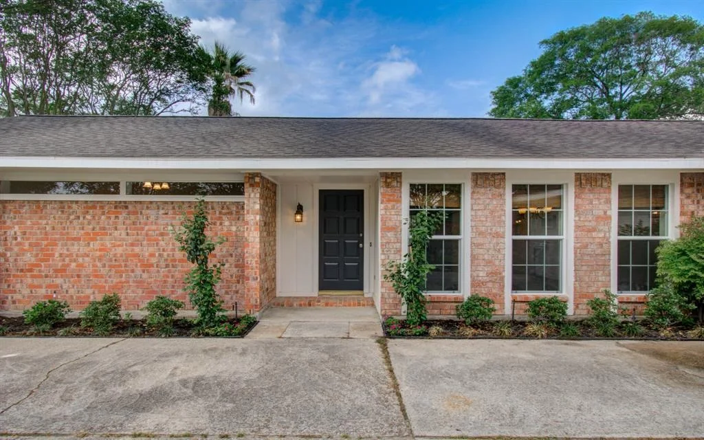 Photo of 12822 Pantano Drive