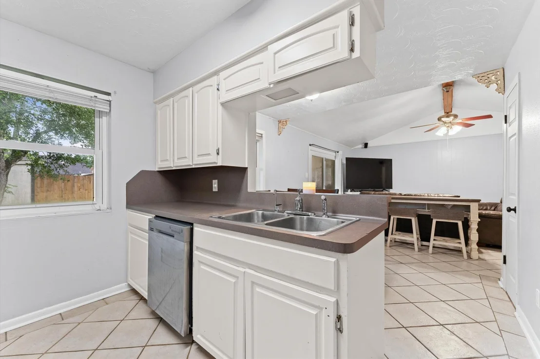 Photo of 9746 Buena Park Drive