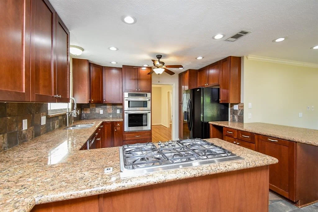 Photo of 5419 Willowbend Boulevard