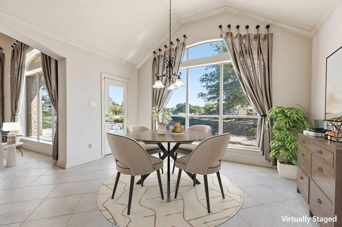 Photo of 8411 Middle Canyon Road