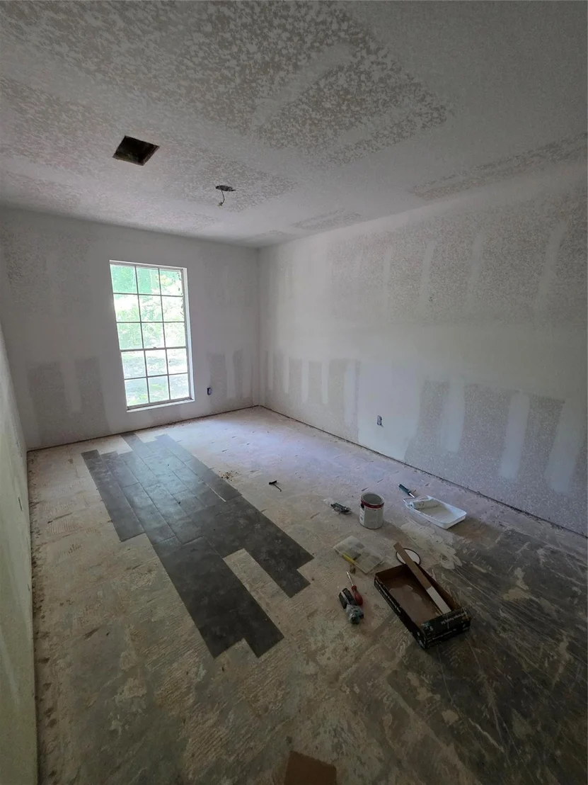 Photo of 9739 Lakeview Drive