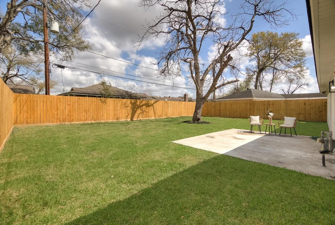 Photo of 5822 Birchmont Drive