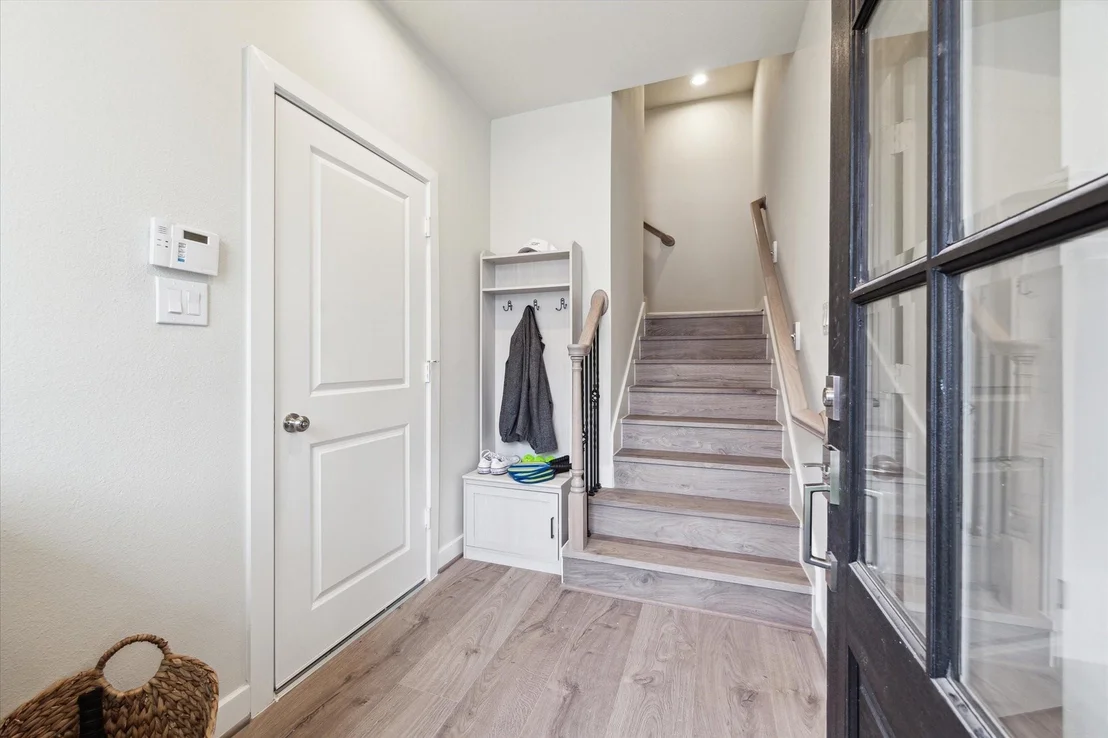 Photo of 3079 Hicks Street