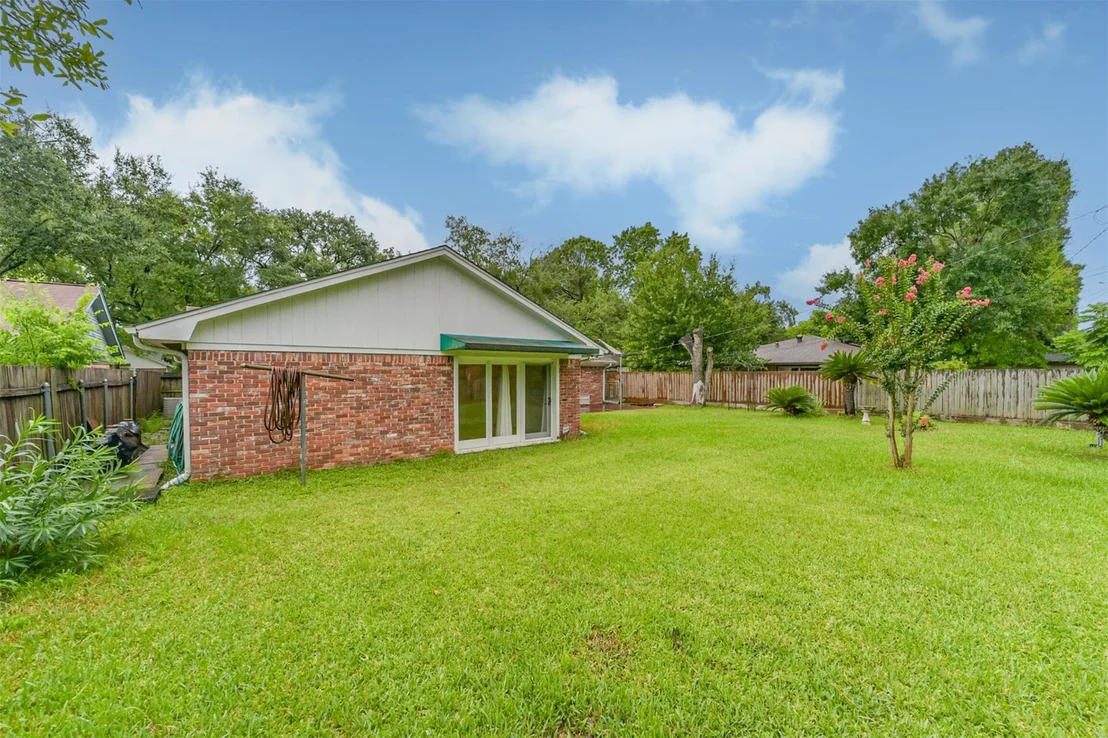 Photo of 7510 Romney Road
