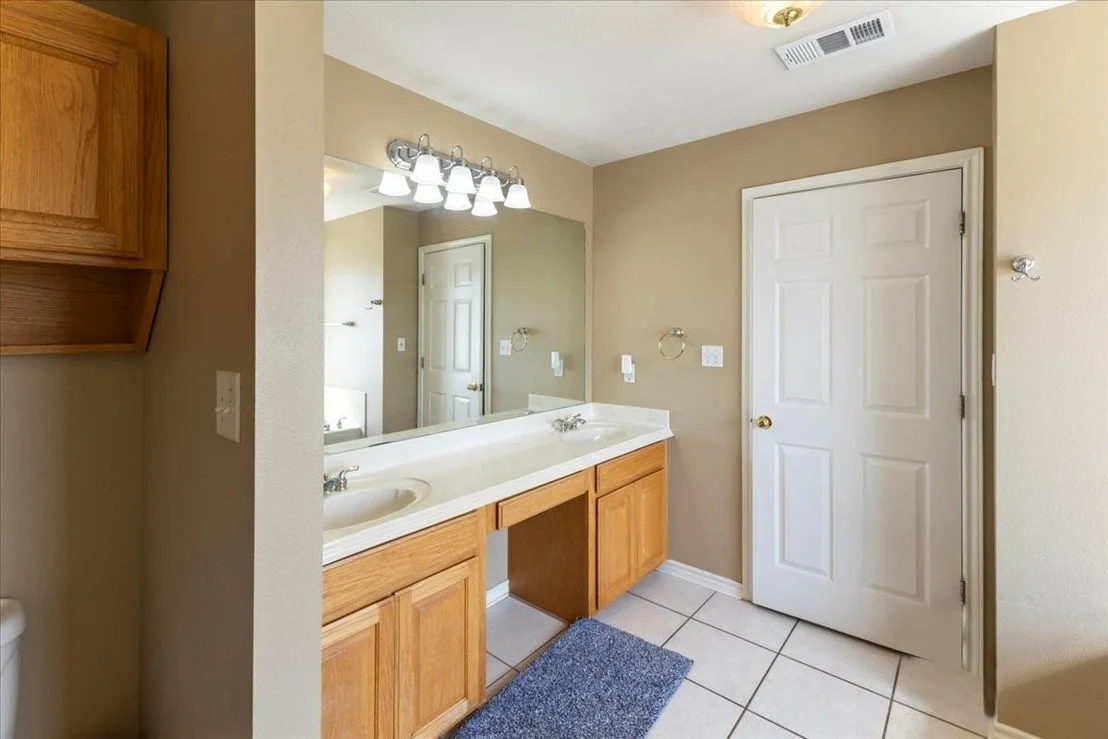 Photo of 544 Meadow Lane