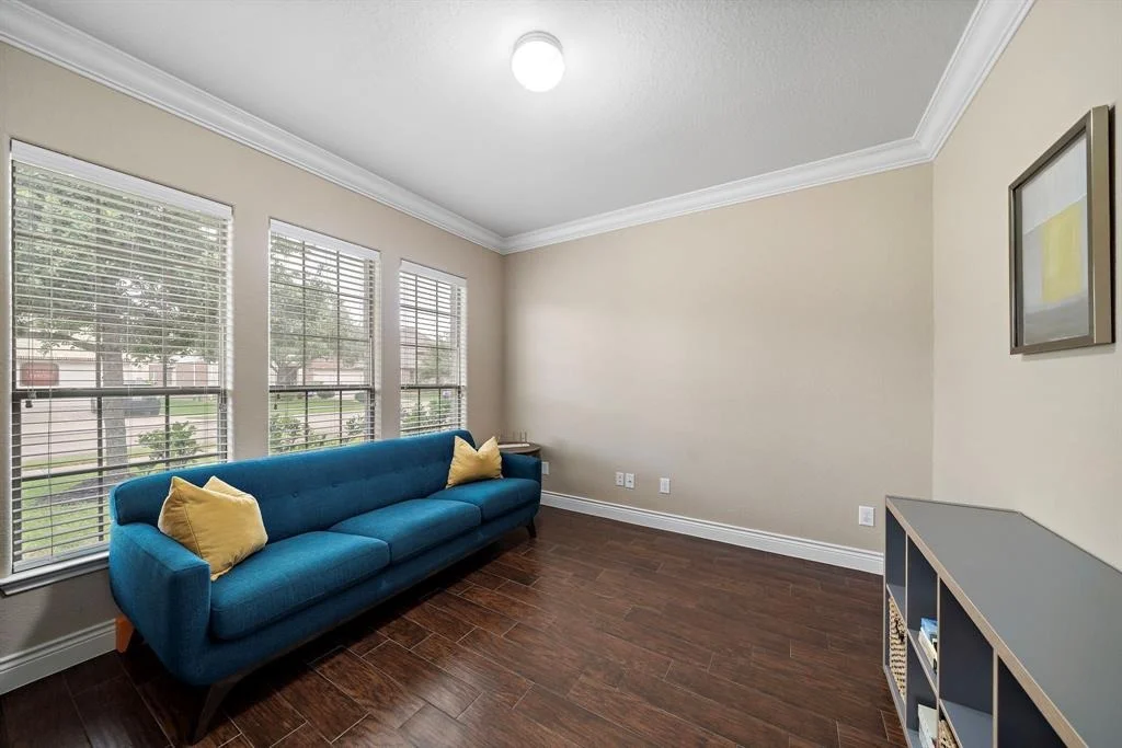 Photo of 25343 Holton Ridge Drive