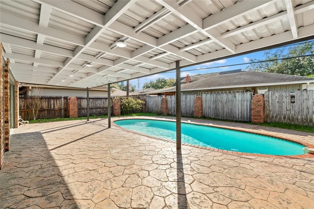 Photo of 8414 Glenloch Drive