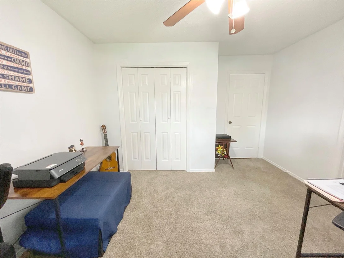 Photo of 1155 Holbech Lane