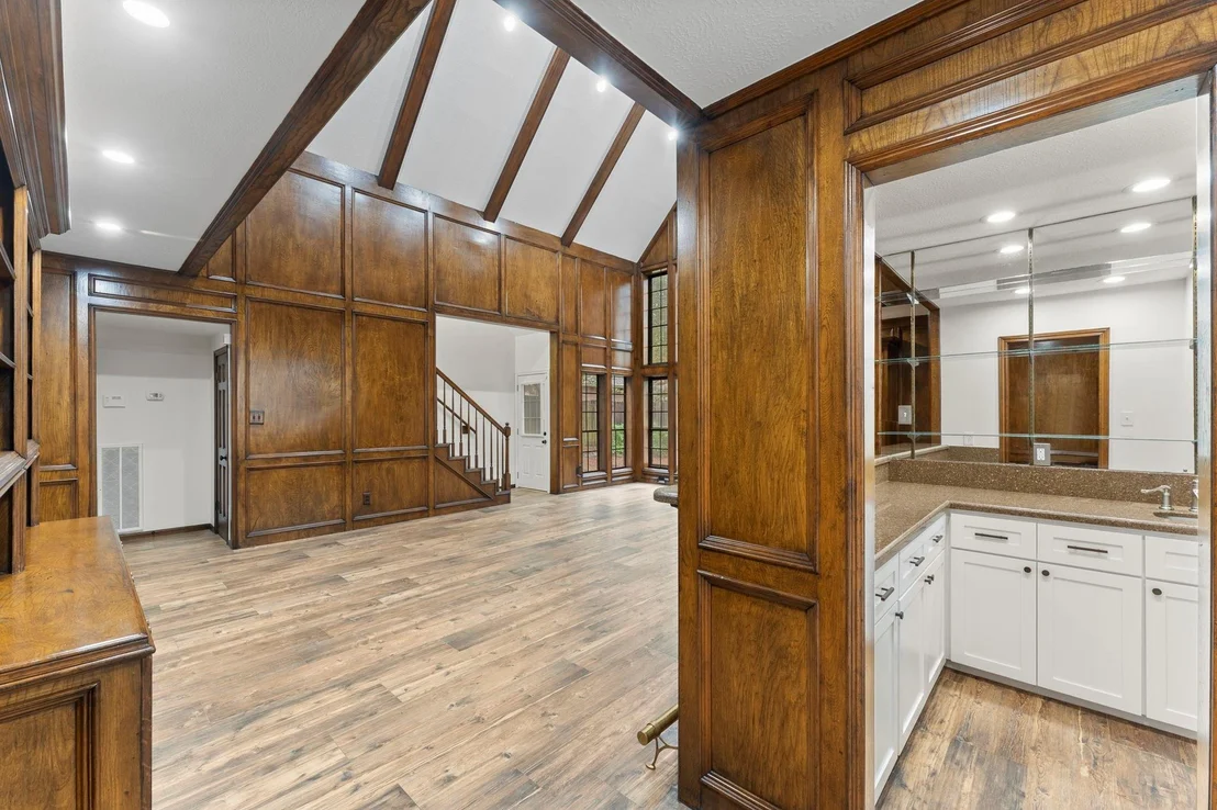 Photo of 6 Thornhedge Court