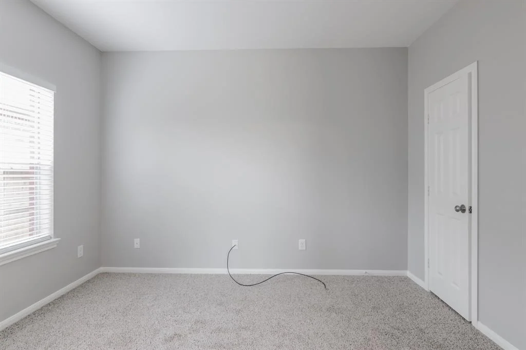 Photo of 3143 W Hampton Drive
