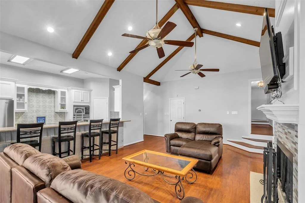 Photo of 923 Paradise Lane