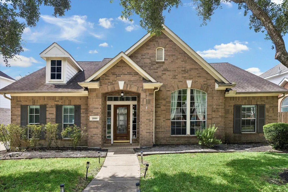 Photo of 21919 Windmill Bluff Lane