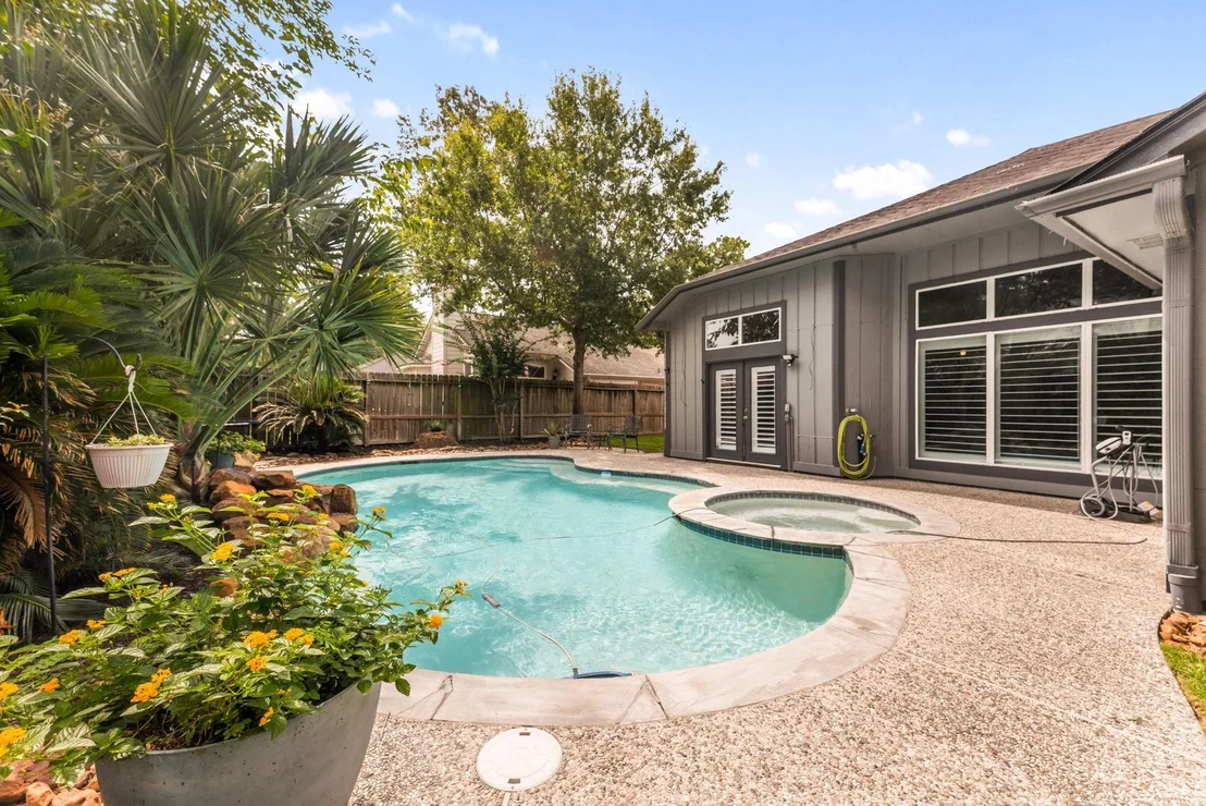 Photo of 1915 Mercoal Drive