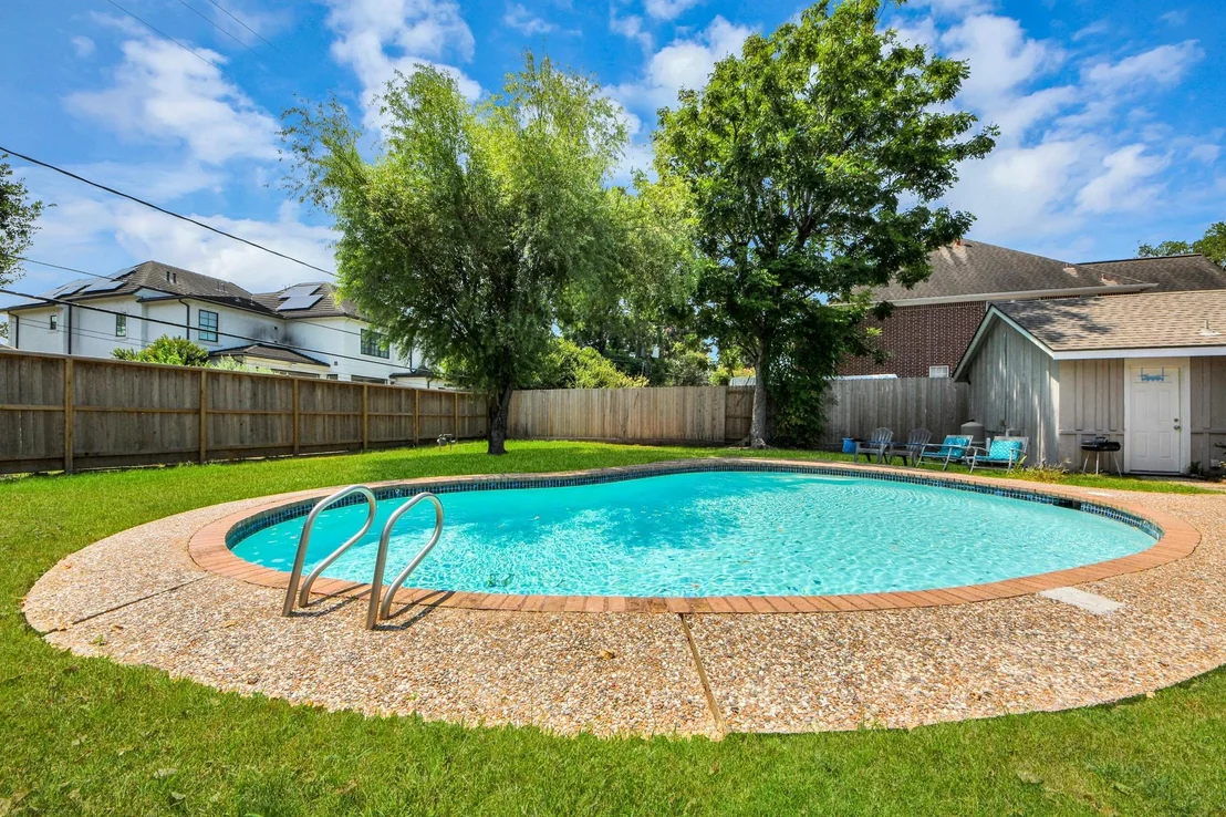 Photo of 5139 Beechnut Street