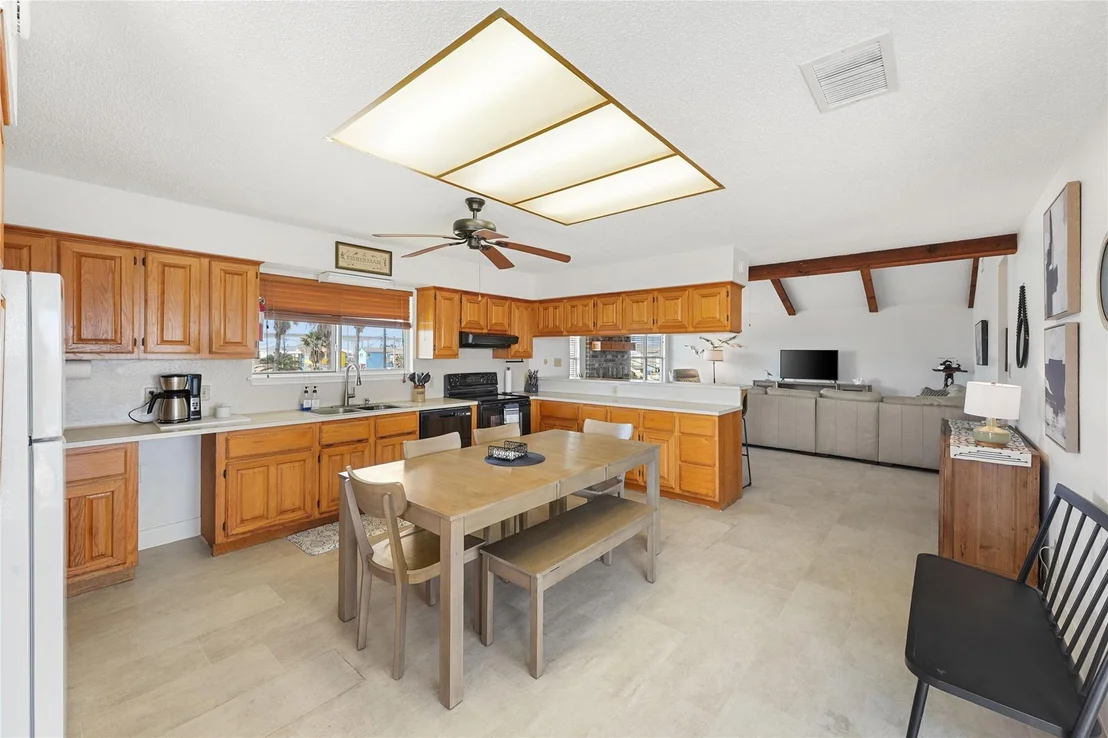 Photo of 426 Shark Lane