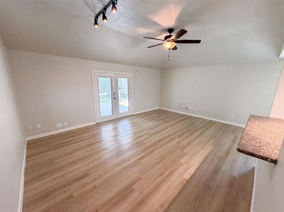 Photo of 318 Floravista Drive