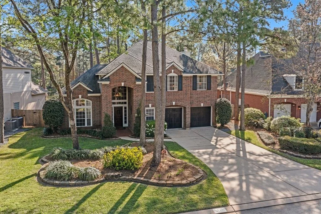Photo of 211 N Floral Leaf Circle