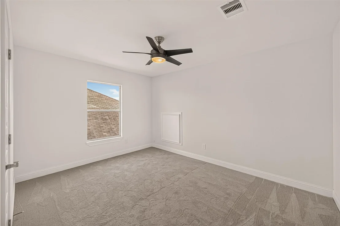 Photo of 2111 Pinecreek Pass Lane