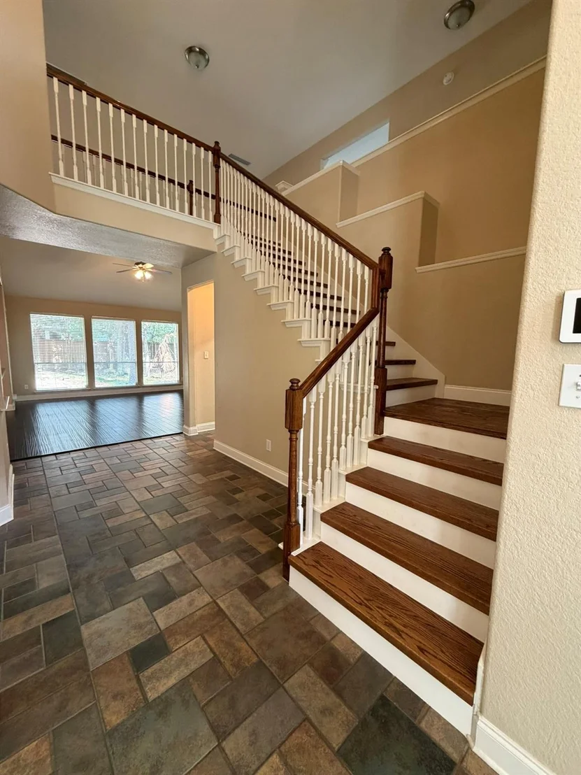 Photo of 55 N Creekmist Pl