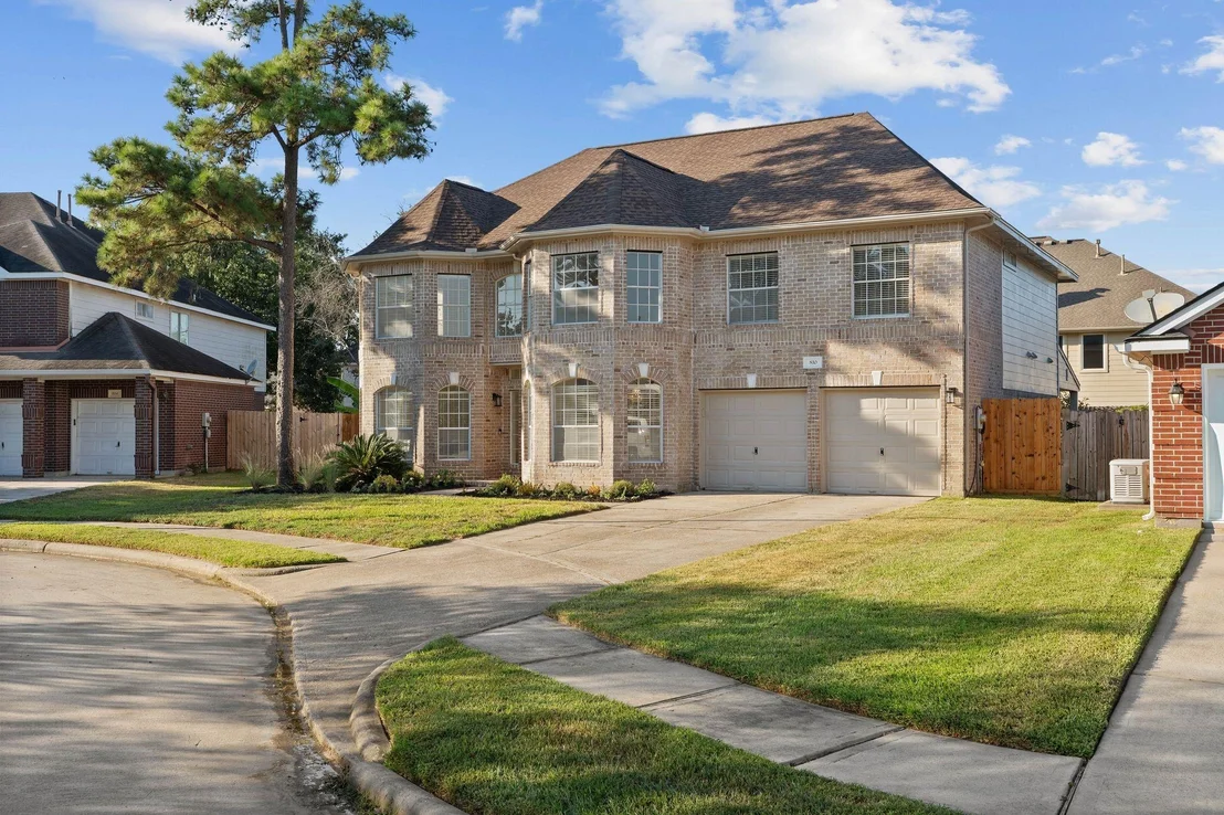 Photo of 810 Flanners Court
