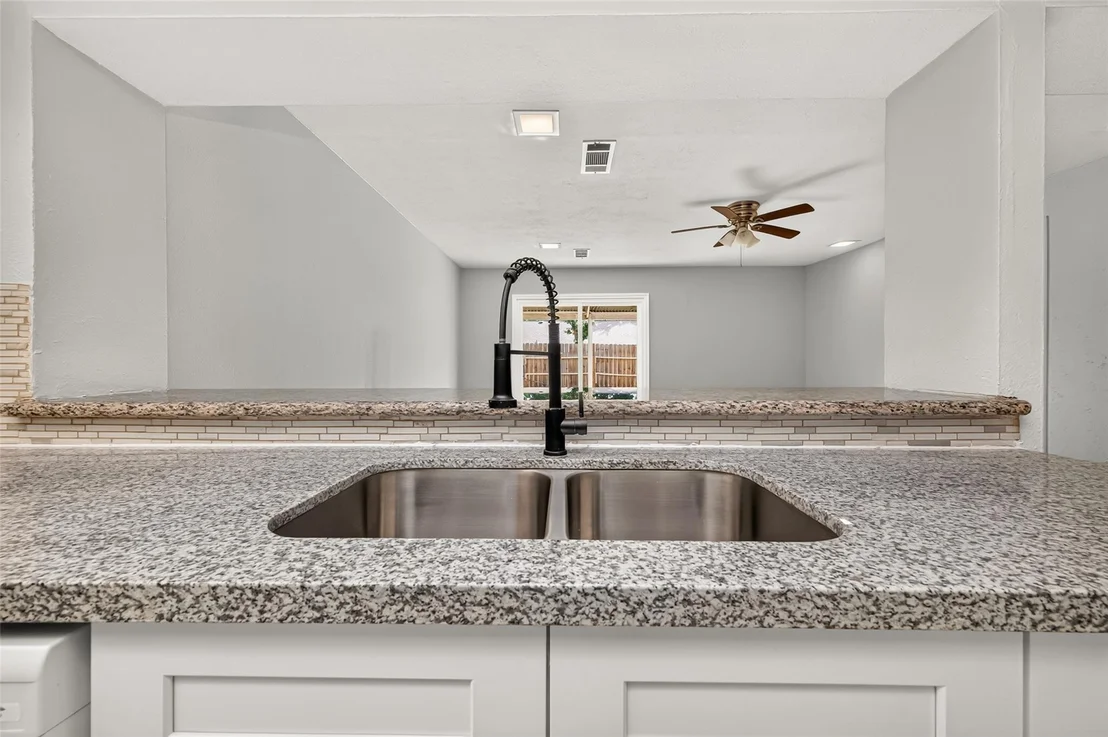 Photo of 5110 Lerwick Drive