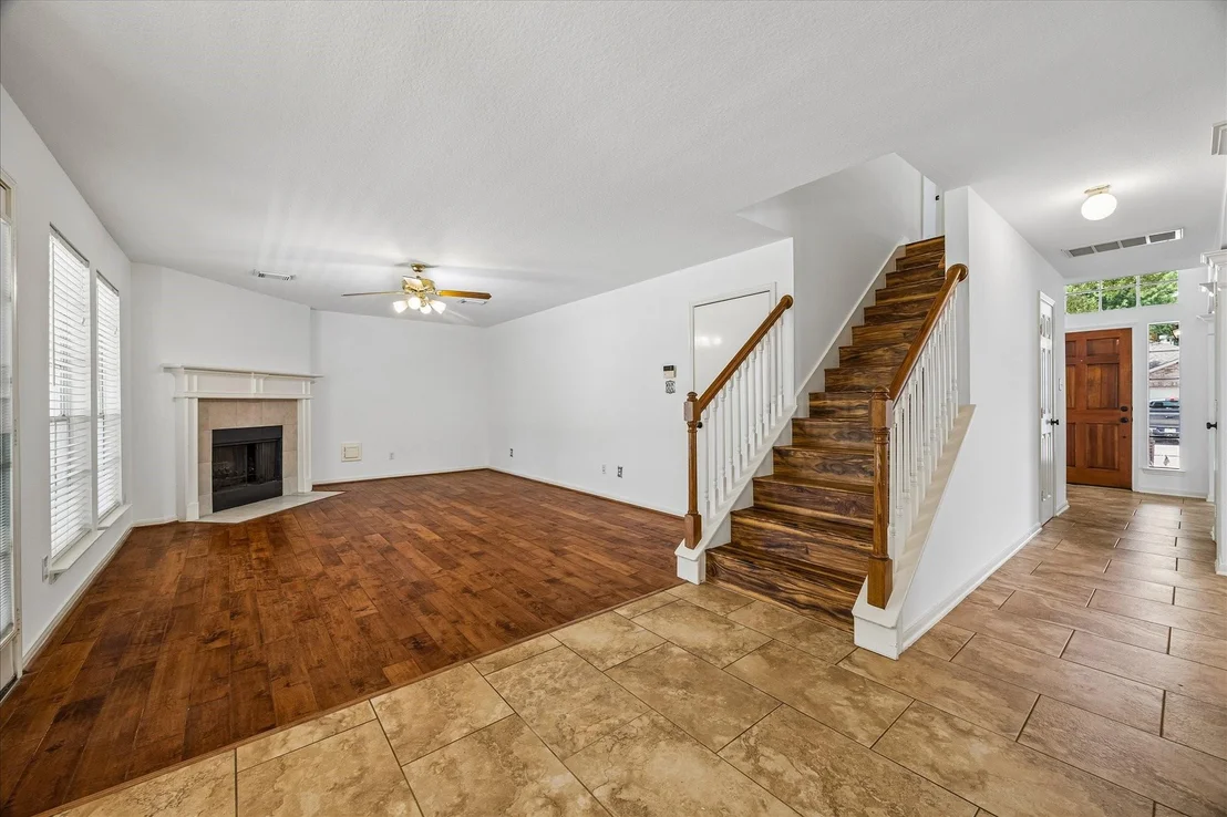Photo of 734 W Clady Drive