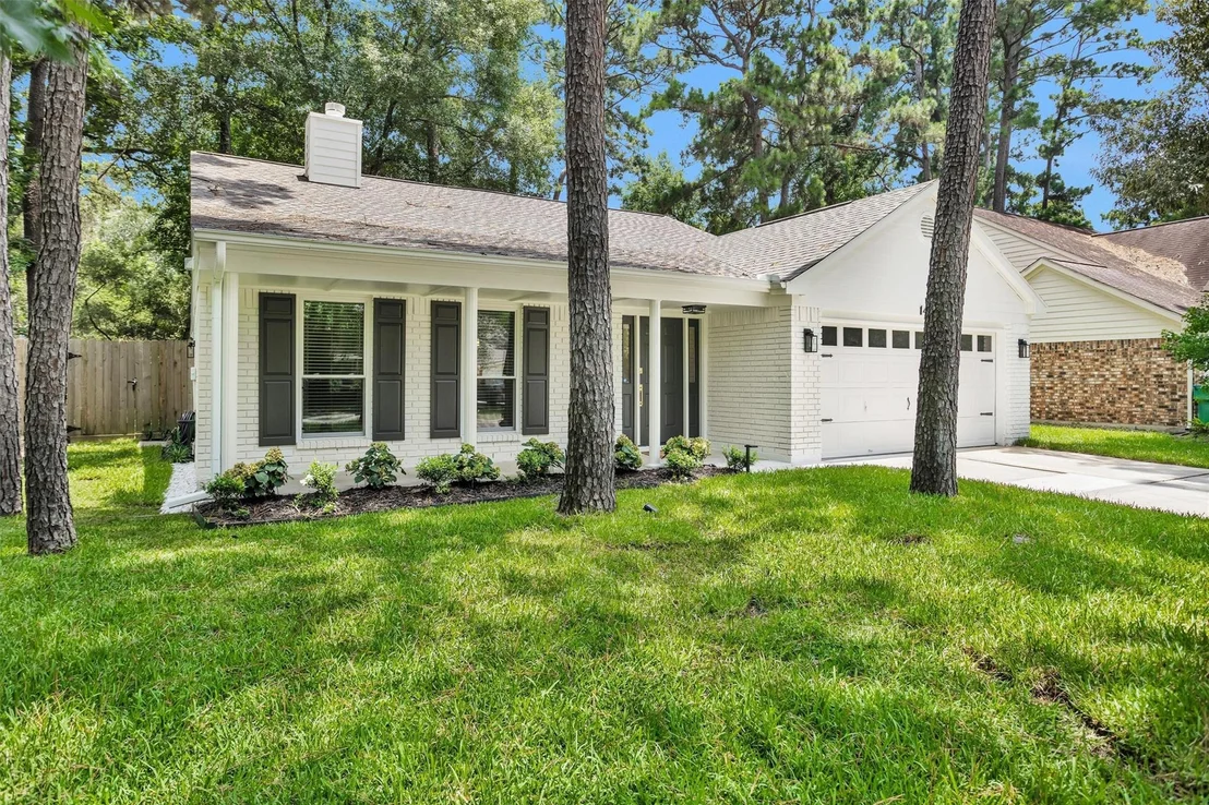 Photo of 147 E Pathfinders Circle