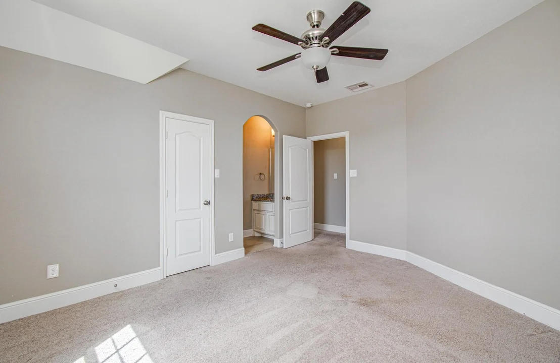 Photo of 2726 Kingston Bluff Lane