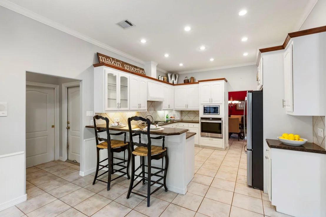 Photo of 10810 Lake Windcrest